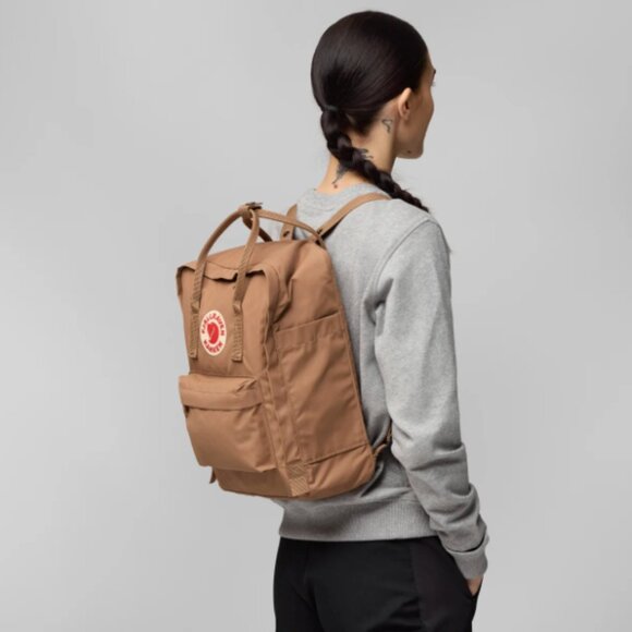 NWT Fjallraven Kånken backpack